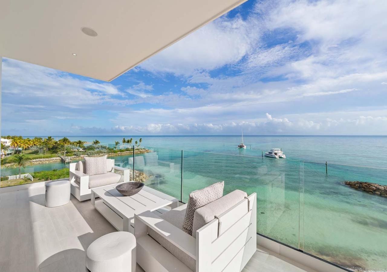 Palm Cay Marina And Resort Nassau Esterno foto